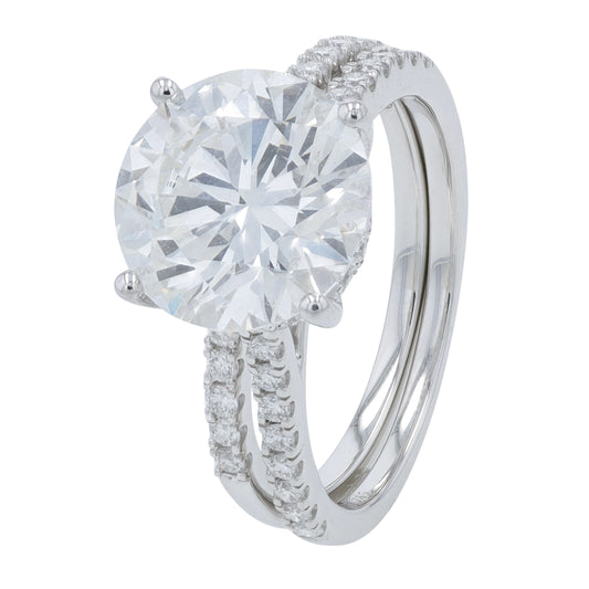 18K WG 4.50 CTW Lab Grown Diamond Bridal Set<p><strong>Lab Grown Diamond</p></strong>