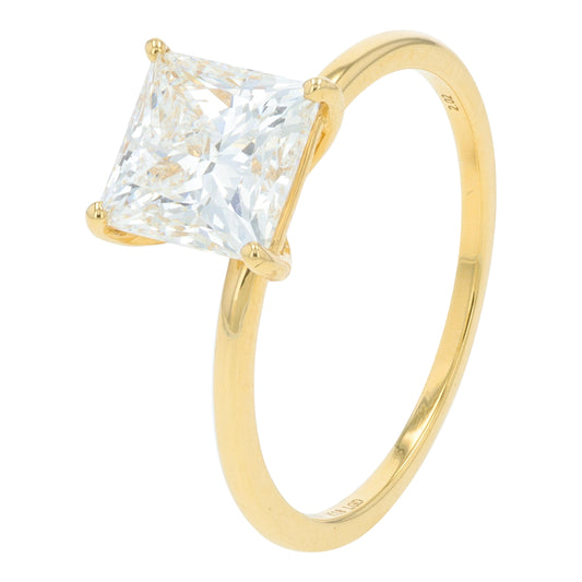 18K YG 2.02 CT Lab Grown Diamond Princess Cut Engagement Ring<p><strong>Lab Grown Diamond</p></strong>
