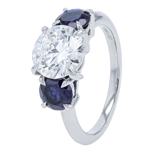 PT950 Lab Grown Diamond & Sapphire Ring <p><strong>Lab Grown </p></strong>