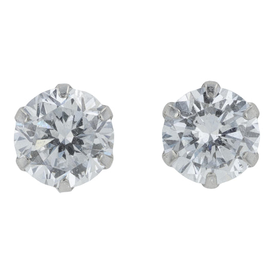 PT900 .60 CT Lab Grown Diamond Studs<p><strong>Lab Grown Diamond</p></strong>