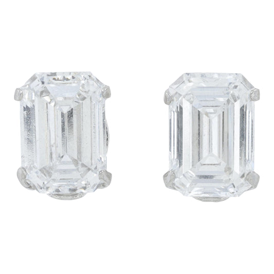 PT900 1 CT Lab Grown Diamond Emerald Cut Studs<p><strong>Lab Grown Diamond</p></strong>